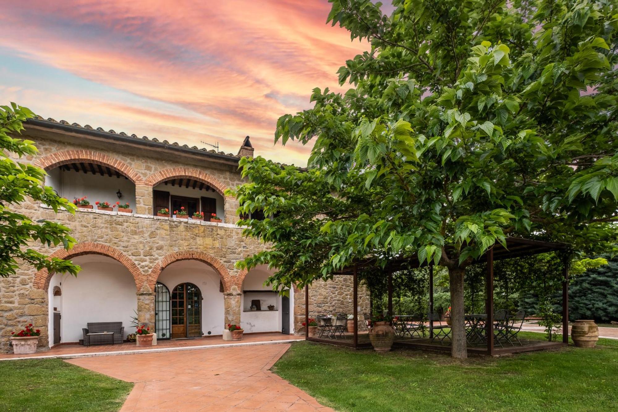 Cerchio Farm stay