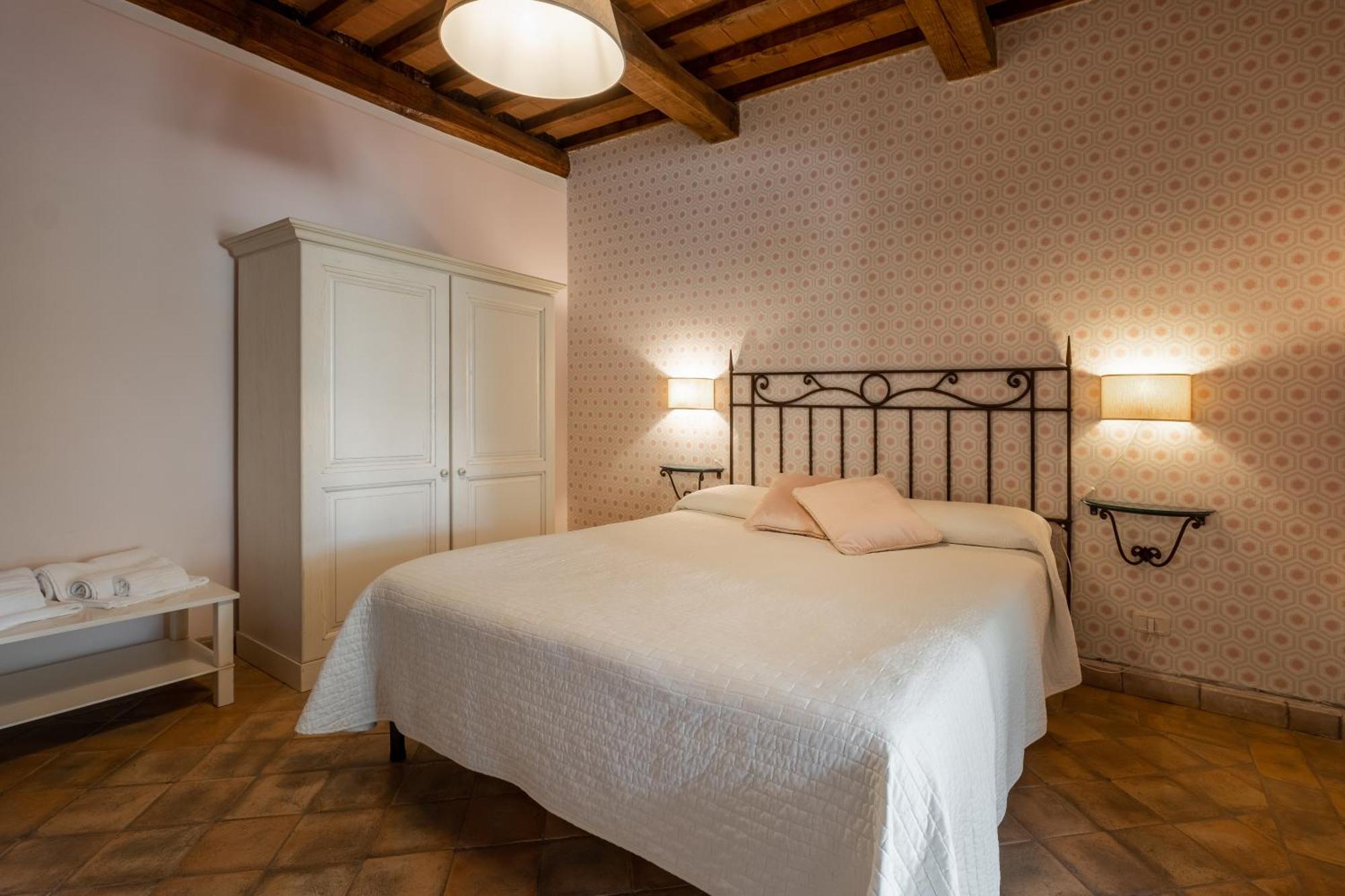 Cerchio Farm stay
