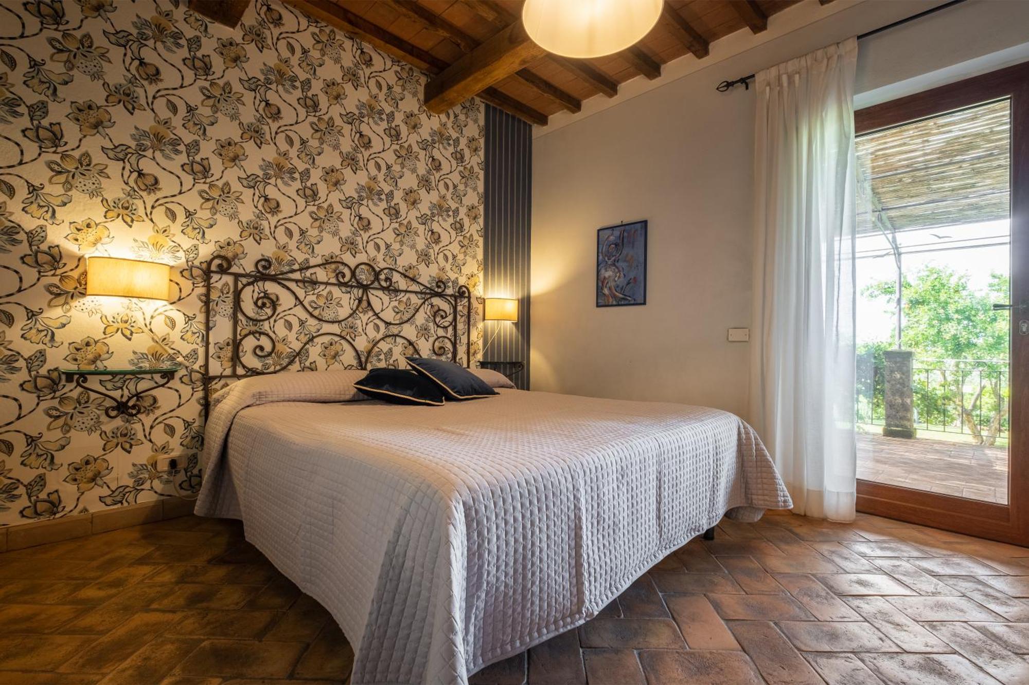 Cerchio Farm stay *