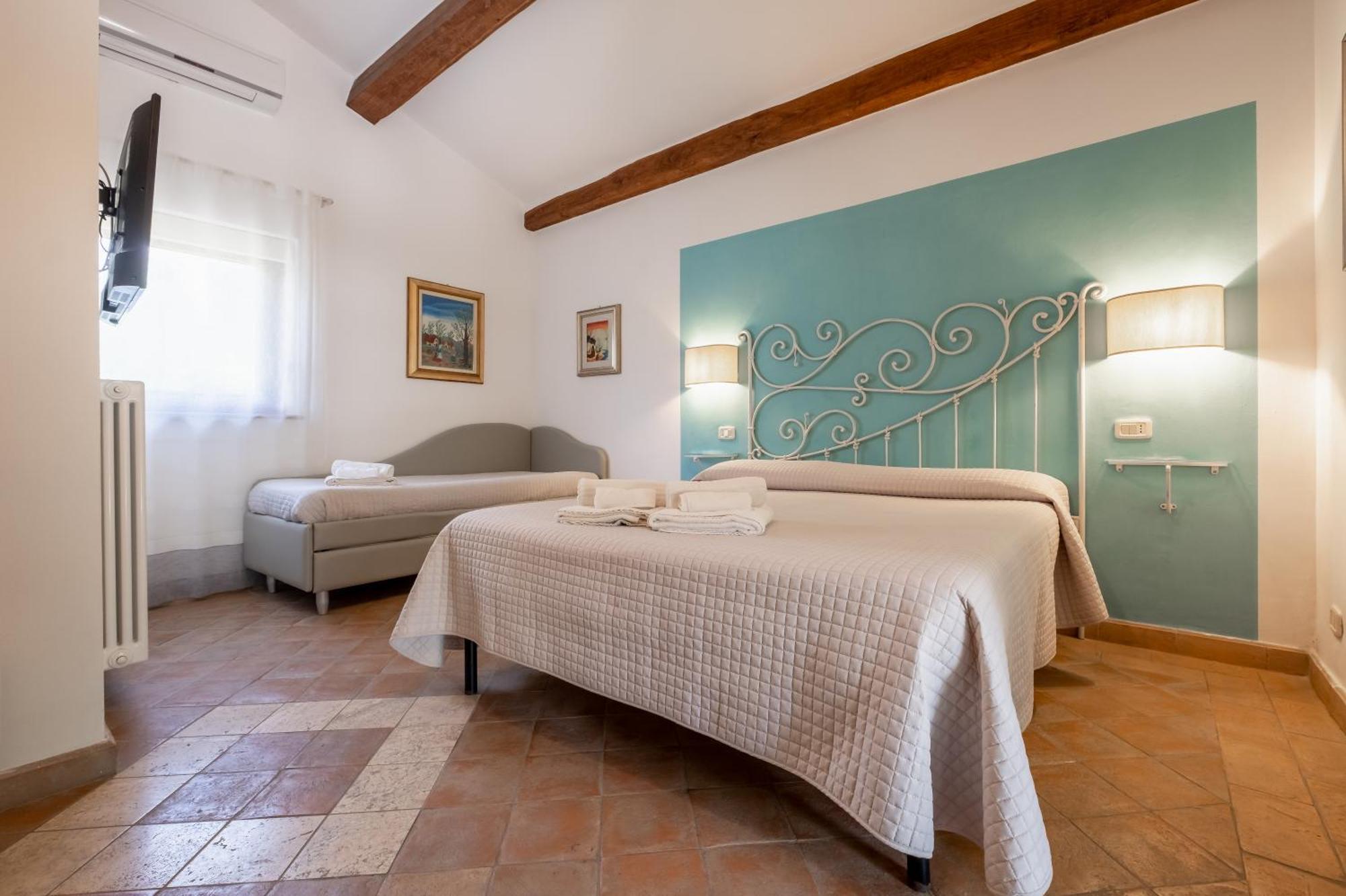 Cerchio Farm stay